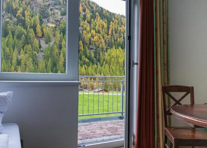 International House Mit Bergblick Zw 1 *