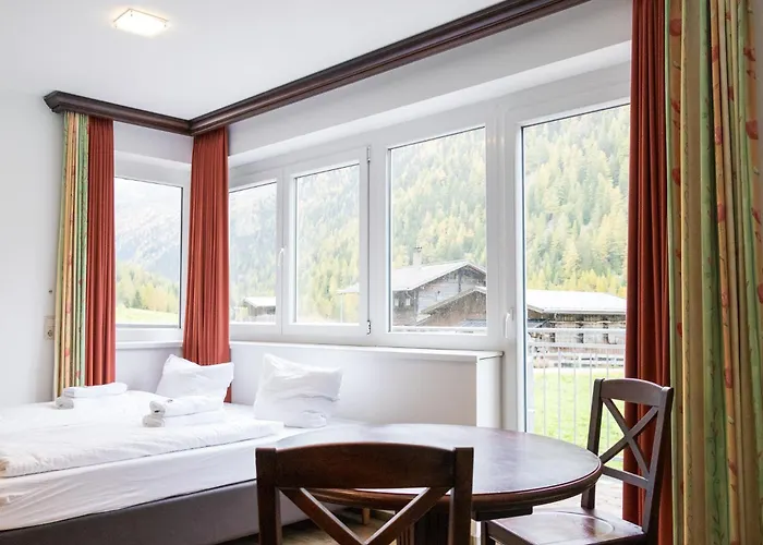 International House Mit Bergblick Zw 1 *