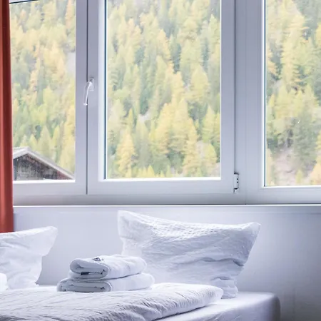 International House Mit Bergblick Zw 1